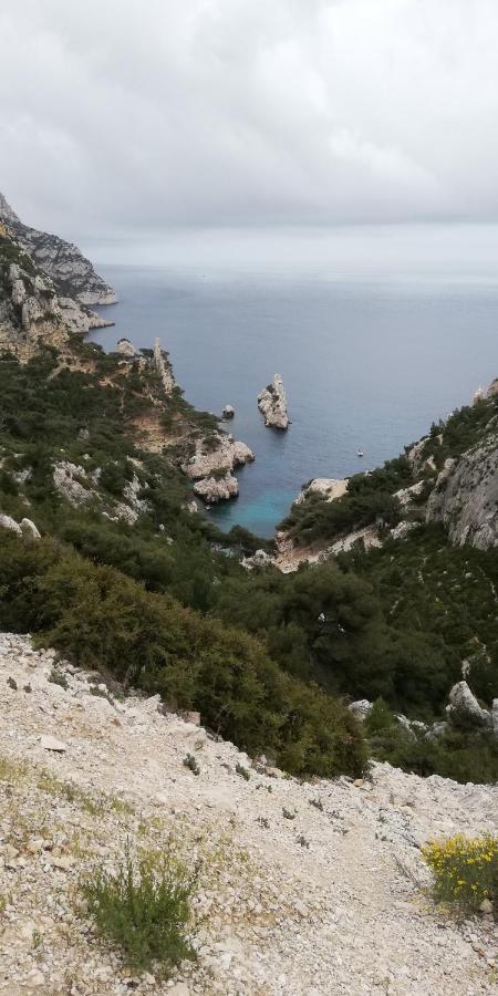 L'Escale D'Aubagne Votre Refuge Chaleureux Pour Un Sejour Relaxant Villa Dış mekan fotoğraf