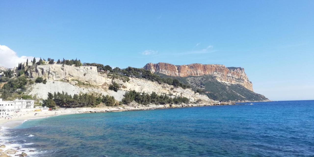 L'Escale D'Aubagne Votre Refuge Chaleureux Pour Un Sejour Relaxant Villa Dış mekan fotoğraf