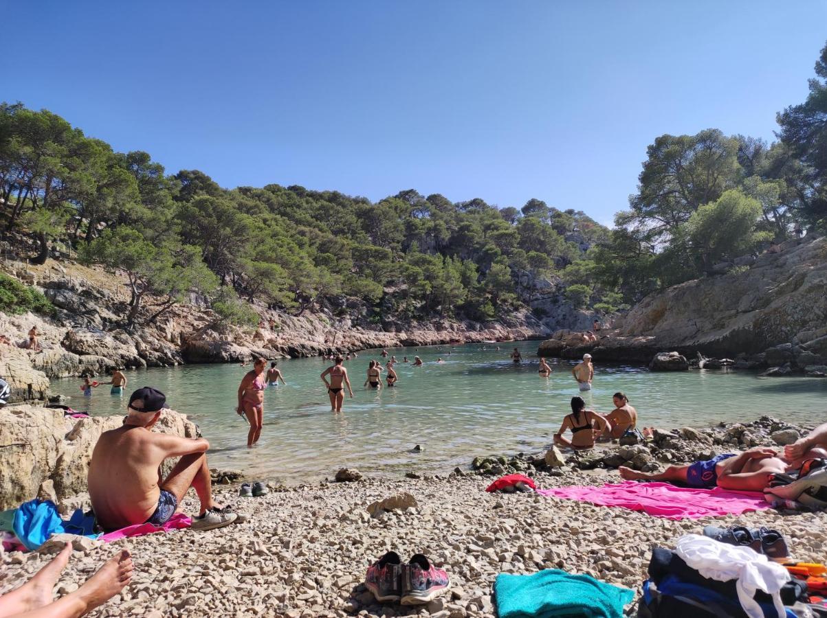 L'Escale D'Aubagne Votre Refuge Chaleureux Pour Un Sejour Relaxant Villa Dış mekan fotoğraf